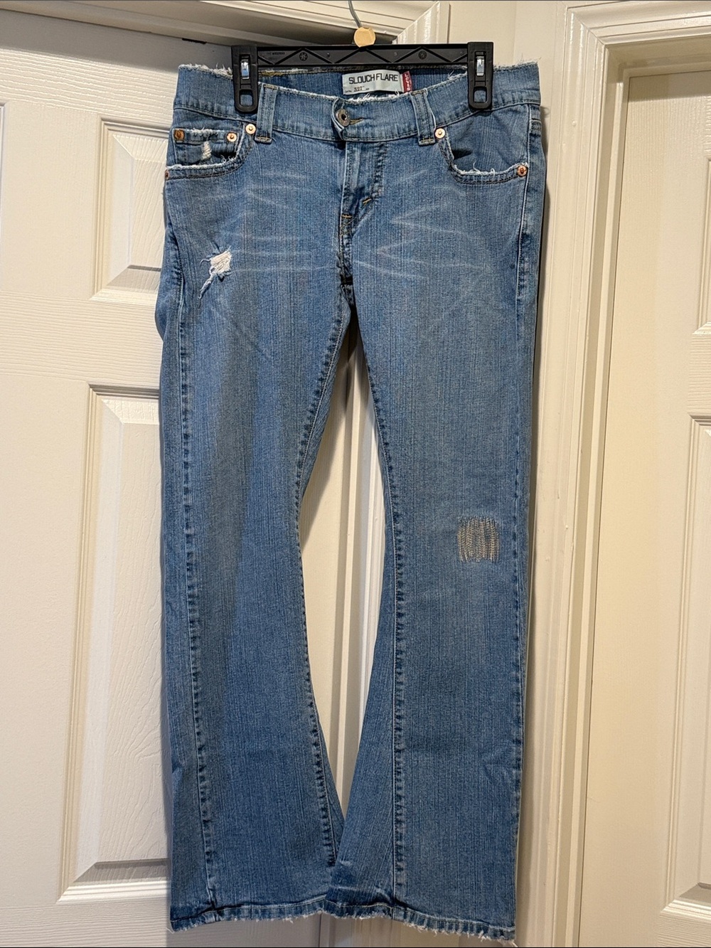 Y2K Slouchy Low Rise Flare Slightly Distressed Curve Hug Figure Flattering 11